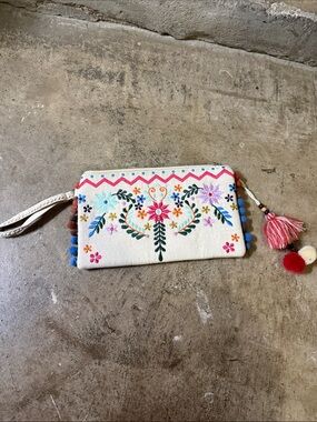 Cream Embroidered Floral Wristlet Clutch with Tassel